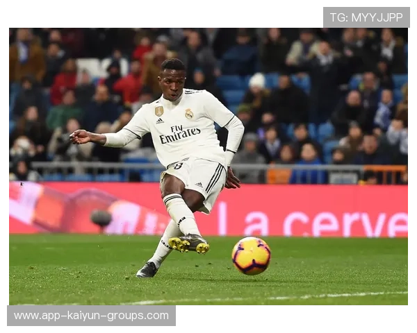 维尼修斯转会风波升级,沙特联报价引发巨大关注